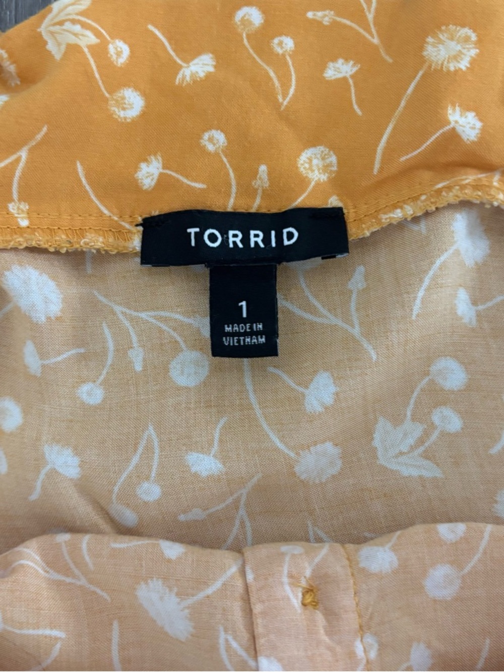 torrid Mustard Yellow Floral Button-Front Midi Skirt - Picture 9 of 11
